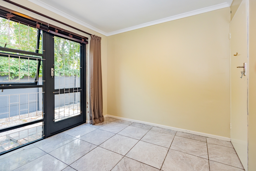 5 Bedroom Property for Sale in De Bron Western Cape